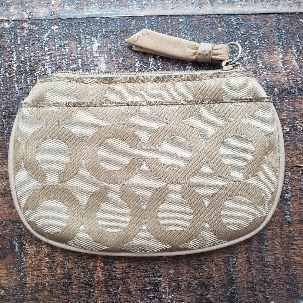 Coach Signature C Vintage Card/ Coin Case Keychain Canvas Wallet Color Tan